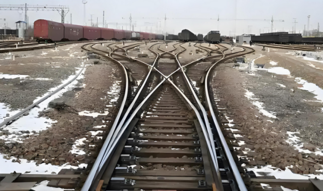 萬馬新品道岔跳線：鐵路安全運行的“守護者”